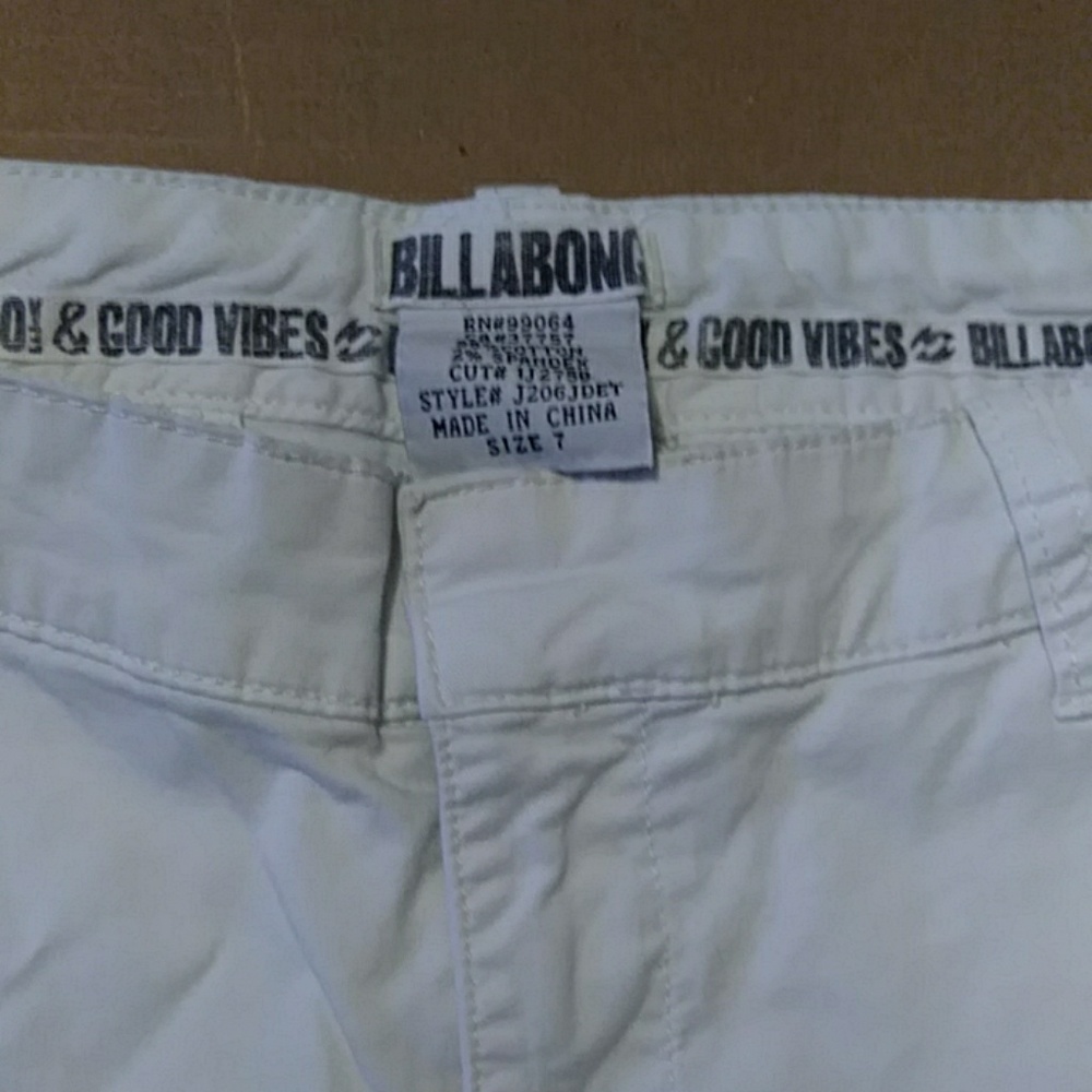 Billabong shorts - Picture 2 of 2
